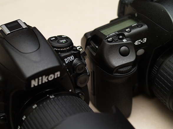 Read more about the article Nikon D700とOlympus E-3