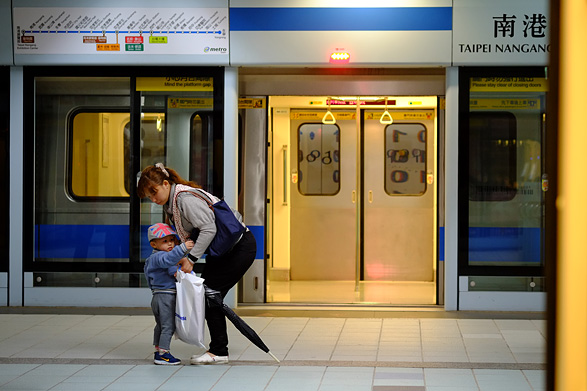 MRT南港展覧駅